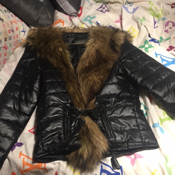 Faux furr coat, slim fitting - Picture 3 of 7